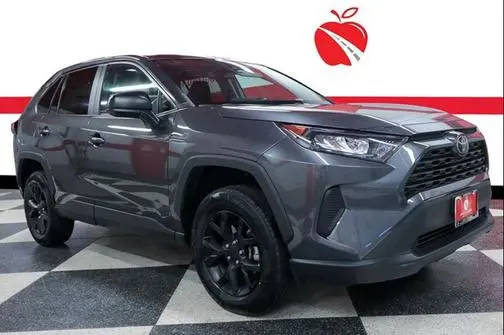 2022 Toyota RAV4 LE FWD photo
