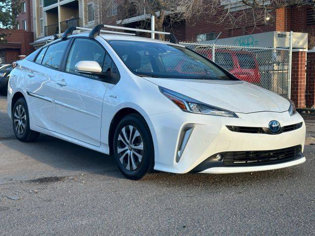 2022 Toyota Prius LE AWD photo