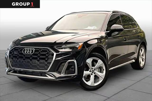 2023 Audi Q5 S line Premium Plus AWD photo