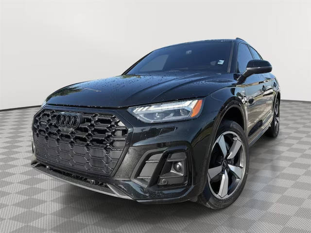 2023 Audi Q5 S line Prestige AWD photo