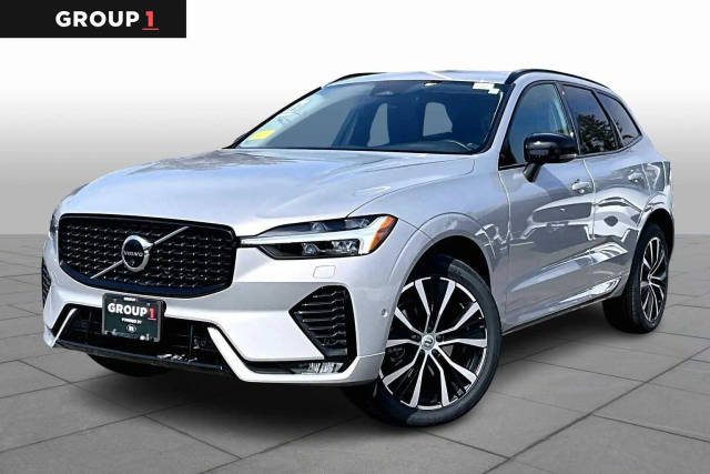 2023 Volvo XC60 Plus Dark Theme AWD photo