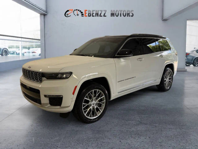2023 Jeep Grand Cherokee L Summit RWD photo