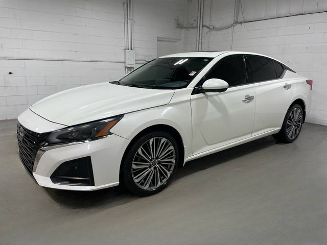 2023 Nissan Altima 2.5 SL AWD photo