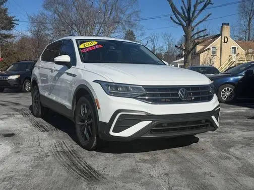 2022 Volkswagen Tiguan SE FWD photo
