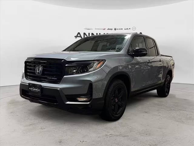 2022 Honda Ridgeline Black Edition AWD photo