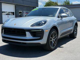 2022 Porsche Macan S AWD photo