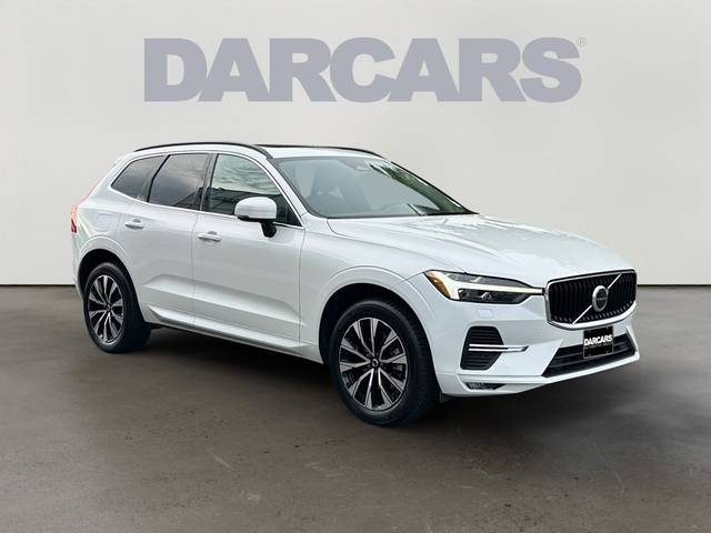 2023 Volvo XC60 Core AWD photo