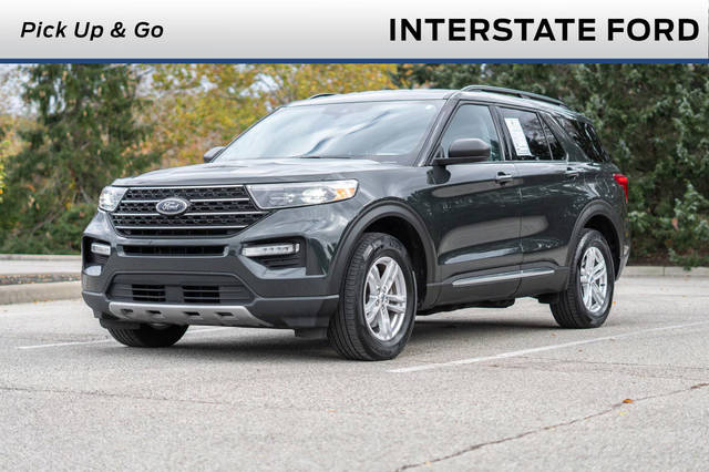 2022 Ford Explorer XLT 4WD photo