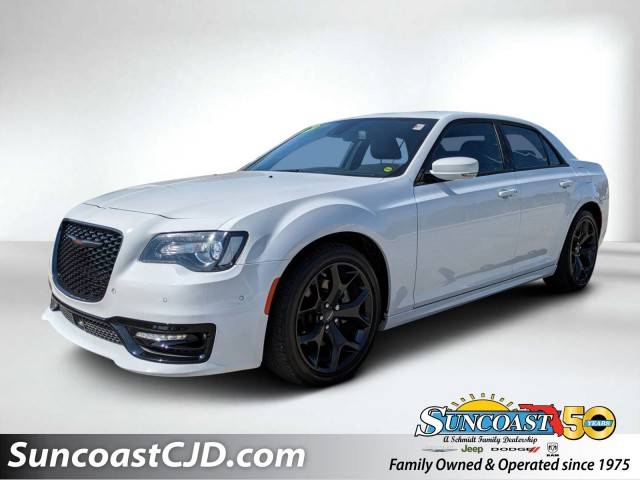 2022 Chrysler 300 300S RWD photo