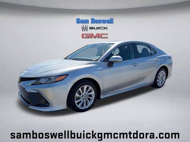 2023 Toyota Camry LE FWD photo
