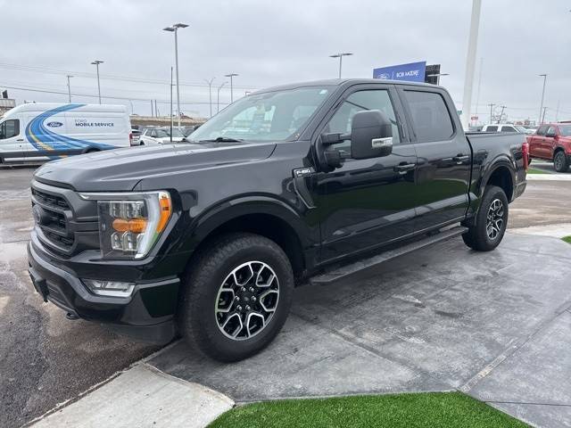 2022 Ford F-150 XLT 4WD photo