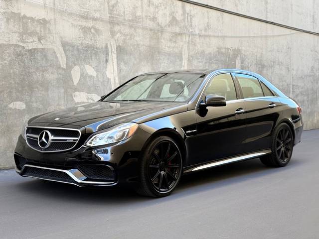 2015 Mercedes-Benz E-Class E 63 AMG S-Model AWD photo