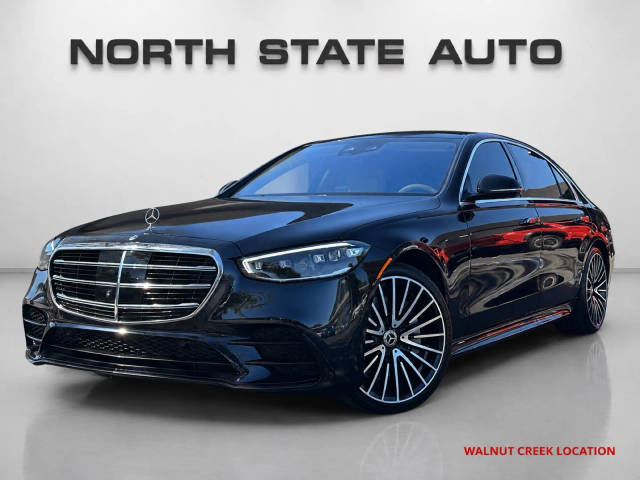 2022 Mercedes-Benz S-Class S 500 AWD photo