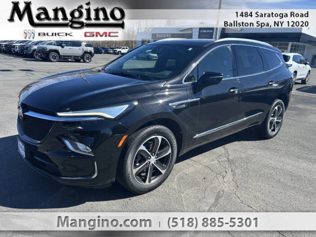 2022 Buick Enclave Essence AWD photo