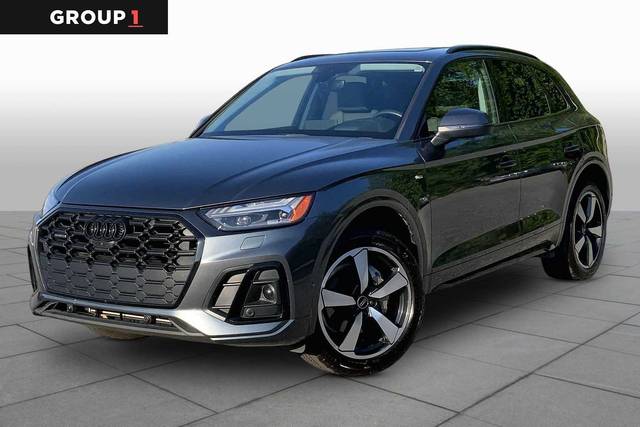 2023 Audi Q5 S line Prestige AWD photo