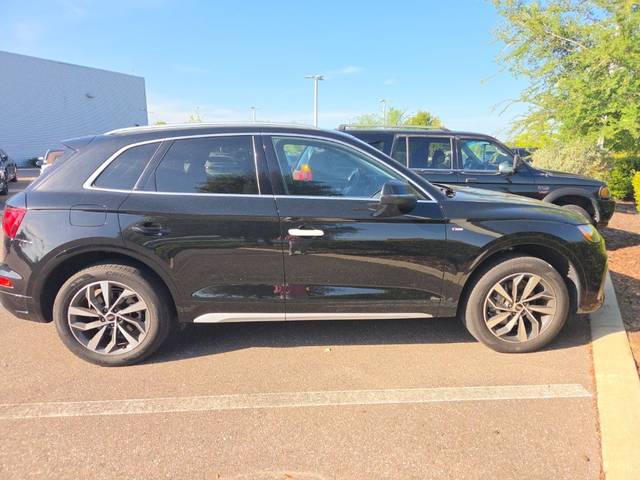2023 Audi Q5 S line Premium Plus AWD photo