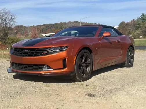 2023 Chevrolet Camaro 1LT RWD photo