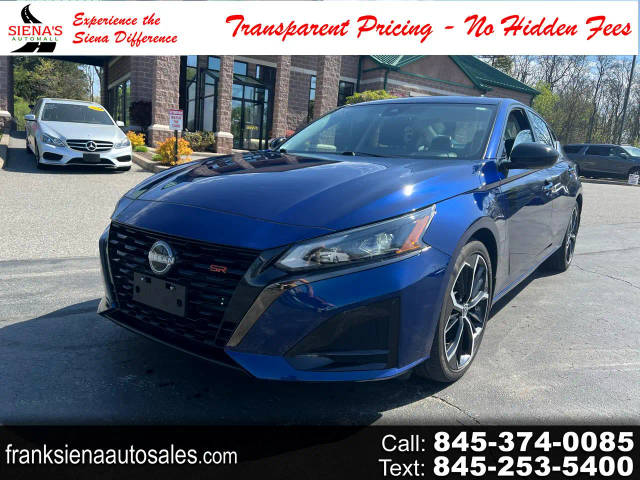 2023 Nissan Altima 2.5 SR FWD photo