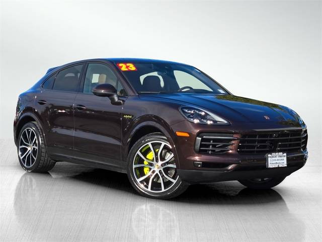 2023 Porsche Cayenne Coupe E-Hybrid AWD photo