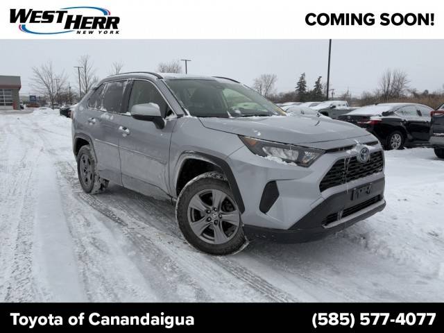 2022 Toyota RAV4 Hybrid LE AWD photo