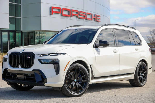 2023 BMW X7 M60i AWD photo