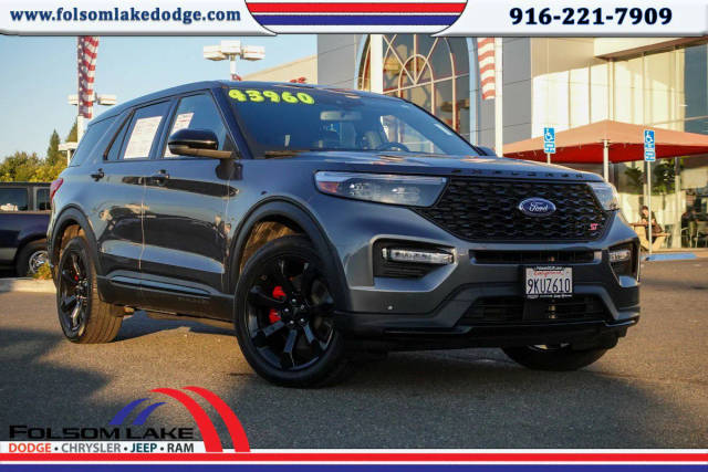 2022 Ford Explorer ST 4WD photo