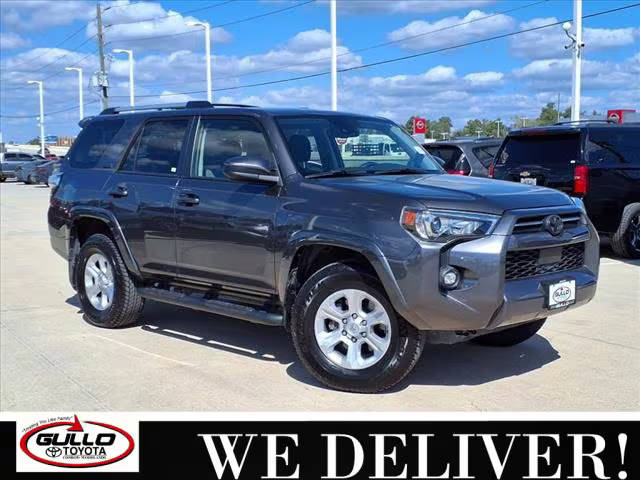 2022 Toyota 4Runner SR5 RWD photo