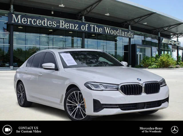 2022 BMW 5 Series 530i RWD photo