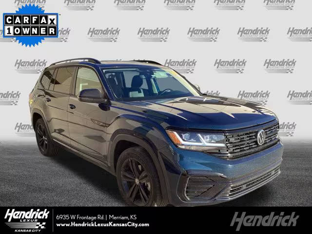 2023 Volkswagen Atlas 3.6L V6 SEL R-Line Black AWD photo