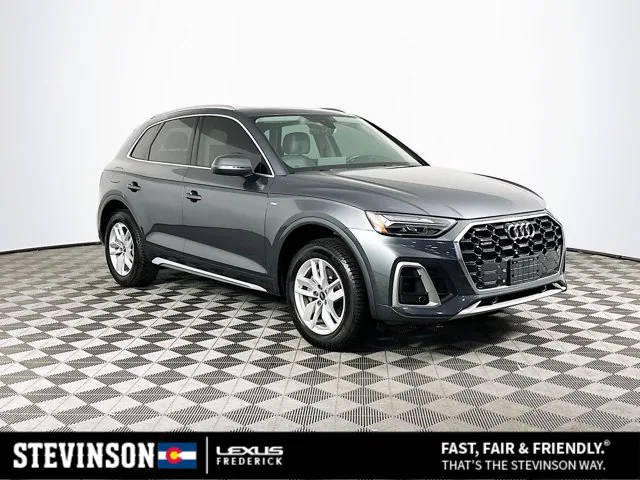 2023 Audi Q5 S line Premium AWD photo