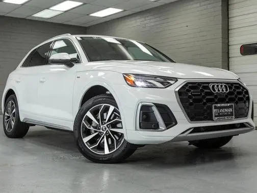 2023 Audi Q5 S line Premium Plus AWD photo