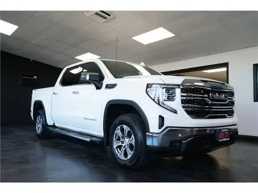 2022 GMC Sierra 1500 SLT 4WD photo