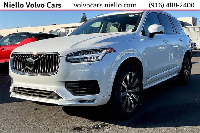 2023 Volvo XC90 Core AWD photo