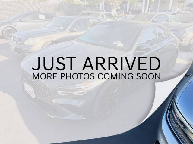 2023 Genesis G70 2.0T RWD photo