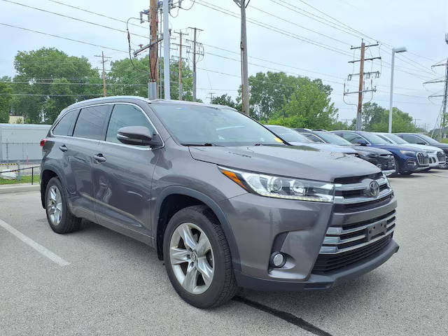 2017 Toyota Highlander Limited AWD photo