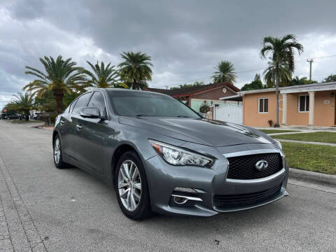 2015 Infiniti Q50 Premium AWD photo