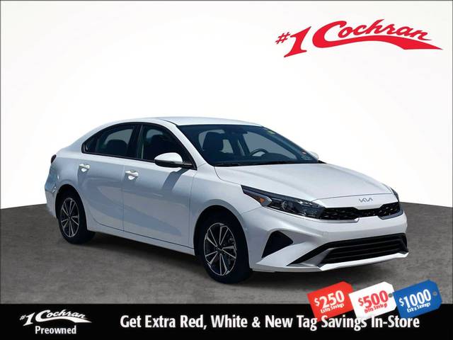 2023 Kia Forte LXS FWD photo