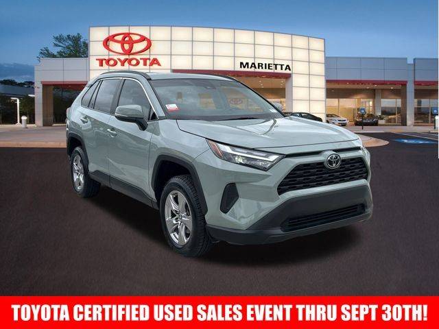 2022 Toyota RAV4 XLE AWD photo