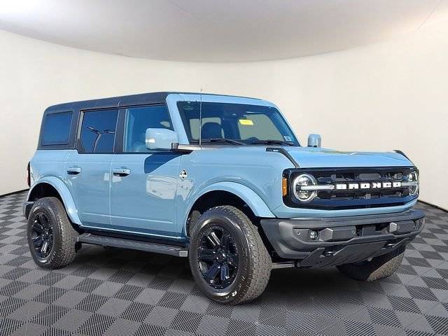 2022 Ford Bronco 4 Door Outer Banks 4WD photo