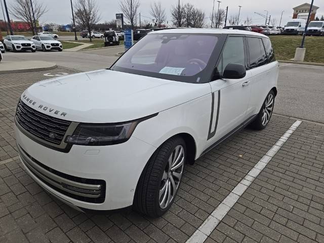 2023 Land Rover Range Rover SE AWD photo