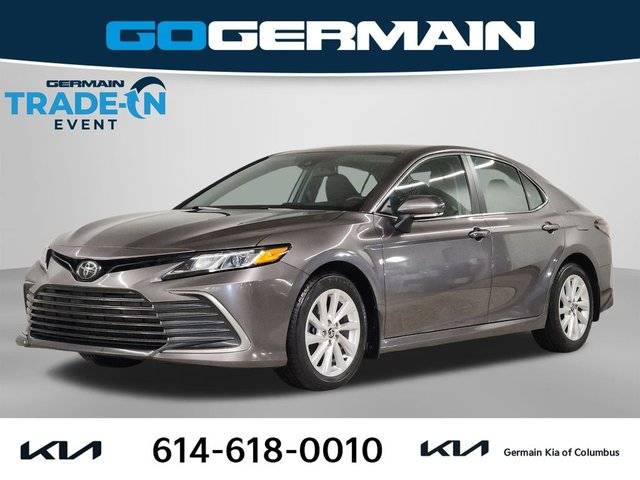 2023 Toyota Camry LE FWD photo