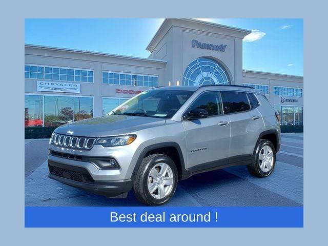 2022 Jeep Compass Latitude 4WD photo