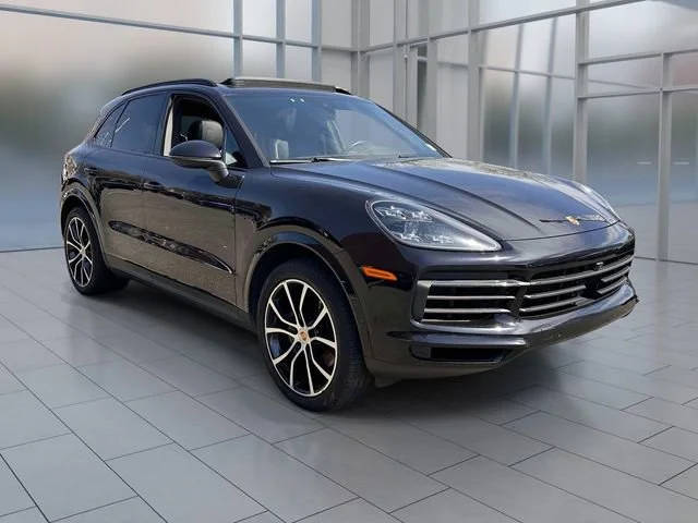 2022 Porsche Cayenne Platinum Edition E-Hybrid AWD photo