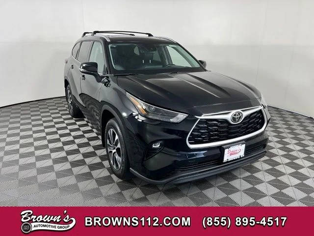 2022 Toyota Highlander XLE AWD photo