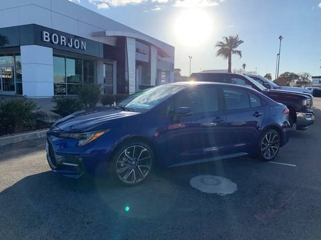 2022 Toyota Corolla SE FWD photo