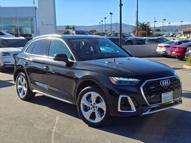 2023 Audi Q5 S line Prestige AWD photo