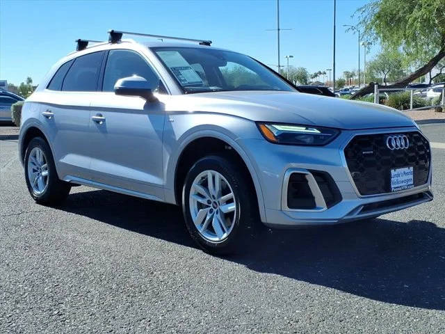 2023 Audi Q5 S line Premium AWD photo