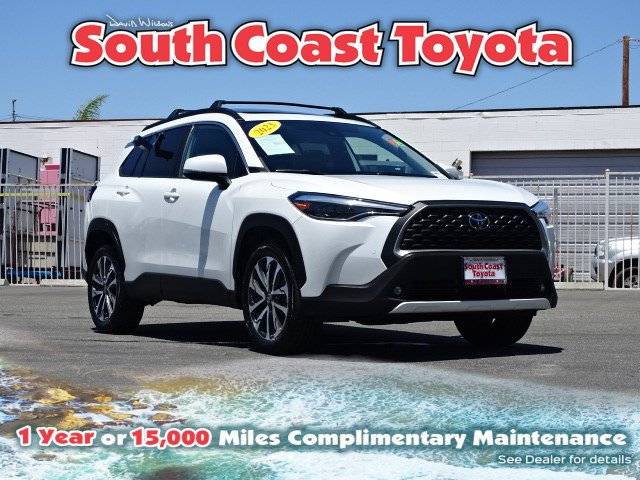 2022 Toyota Corolla Cross XLE AWD photo