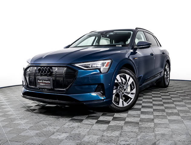 2023 Audi e-tron Premium AWD photo