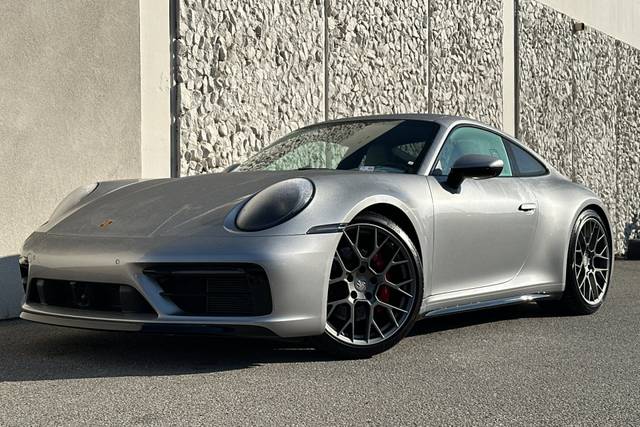 2022 Porsche 911 Carrera 4S AWD photo